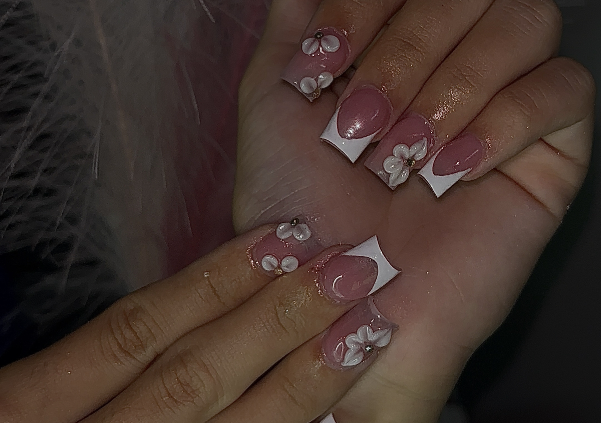 𝑆ℎ𝑜𝑟𝑡 𝑎𝑐𝑟𝑦𝑙𝑖𝑐  𝑠𝑒𝑡