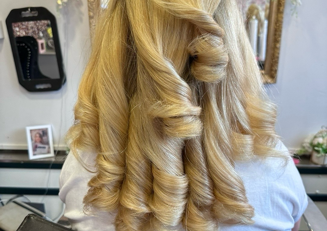 Bouncy Blowdry mid length