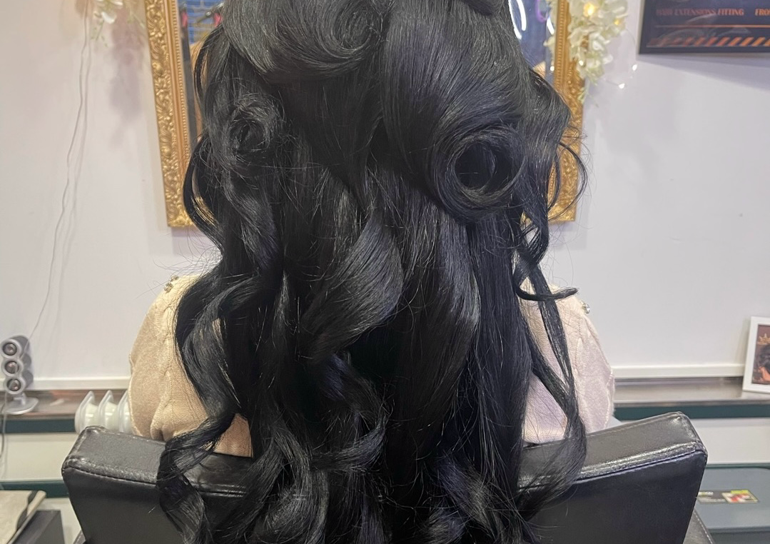 Bouncy Blowdry waist length