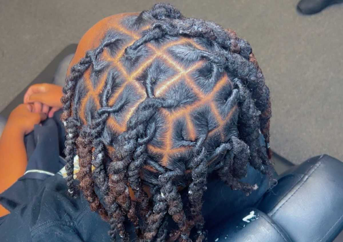 Loc Retwist-wash/rinse included (1/4)
