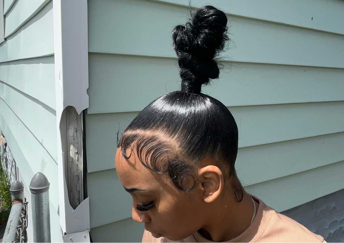 high/middle part knot bun