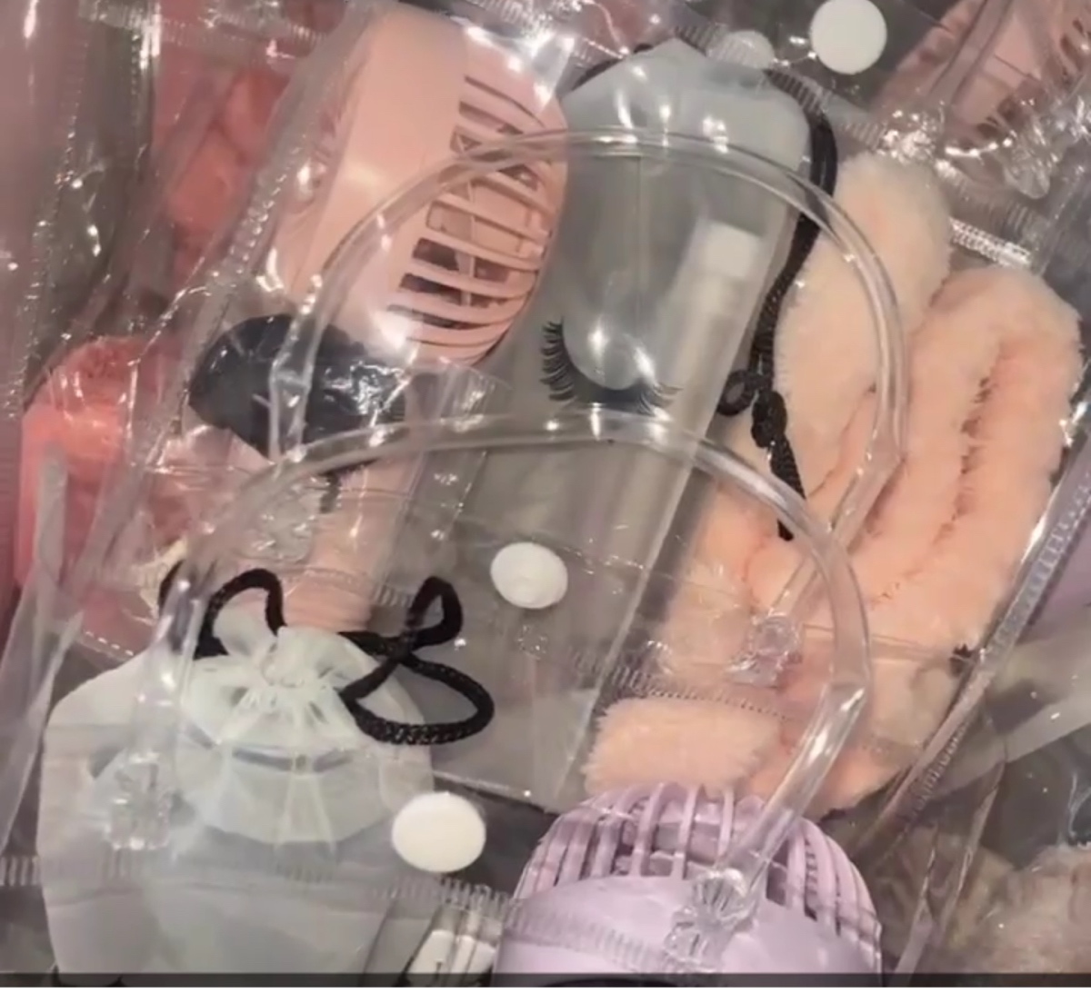 Deluxe lash aftercare bag