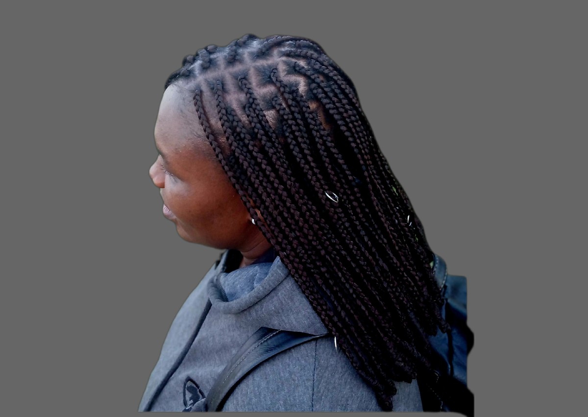 Bantu knotted box braids 