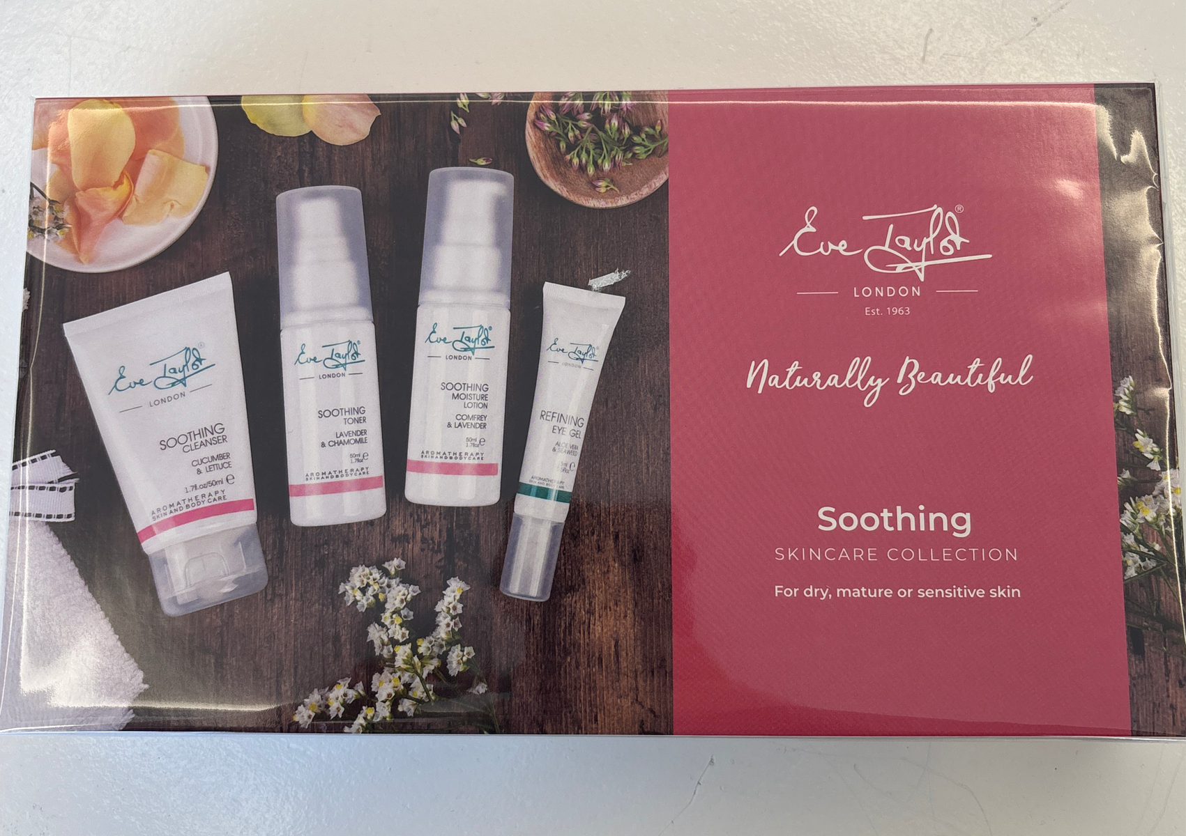 Eve Taylor Soothing Skin Kit Travel Size