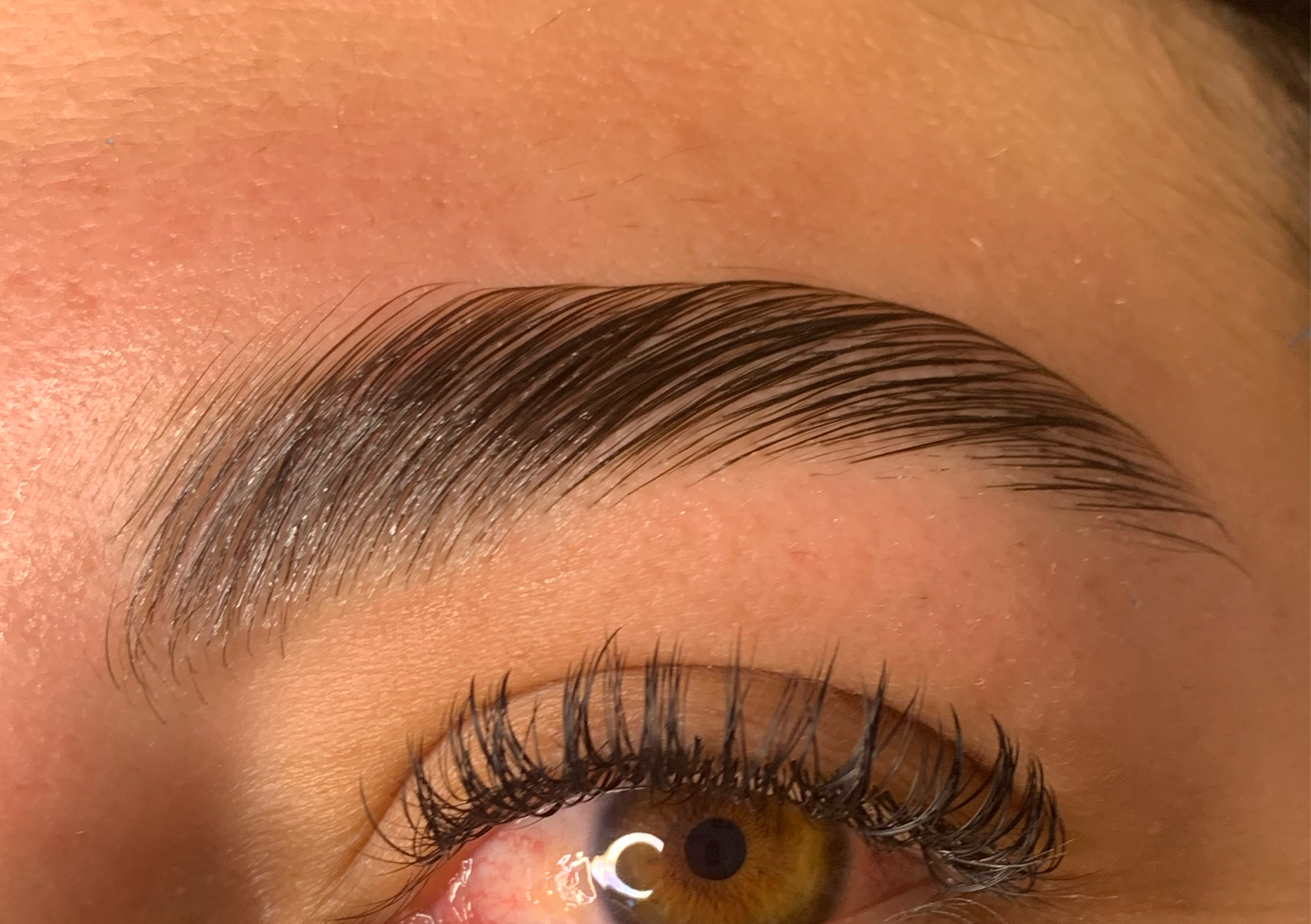 BROW LAMINATION + WAX