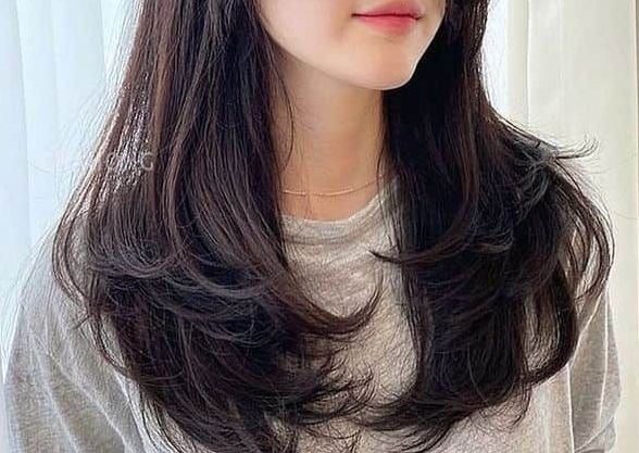 WOMEN HAIR CUT/ STYLE