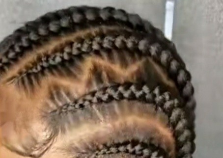Stitch Braids (4-6 cornrows) 