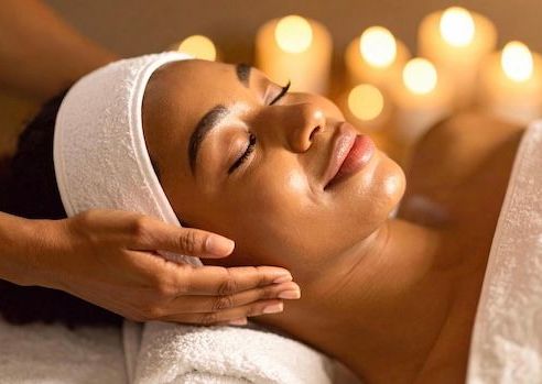Relaxing Massage & Facial