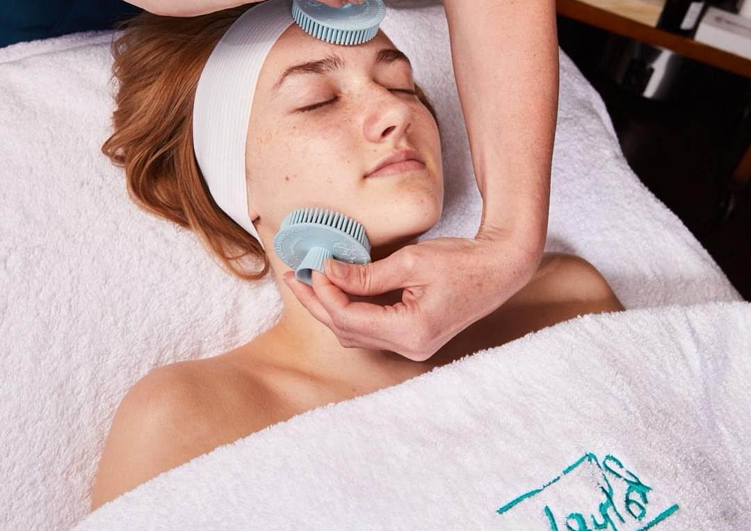 Ultimate Prescriptive Facial 