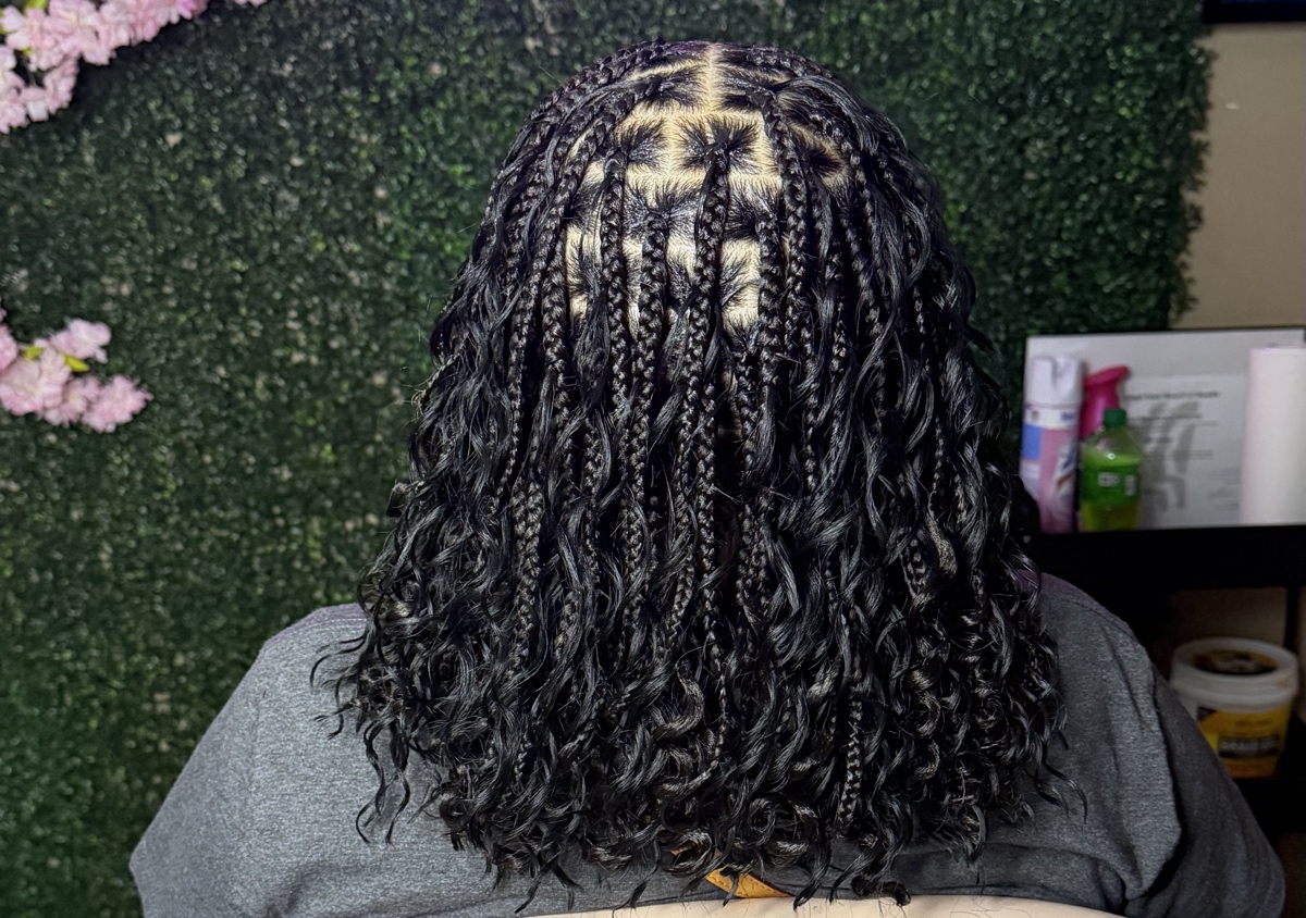 Bohemian Knotless Bob