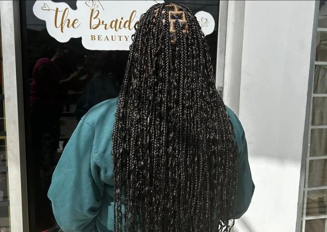 Boho Knotless Human Hair Inclusive