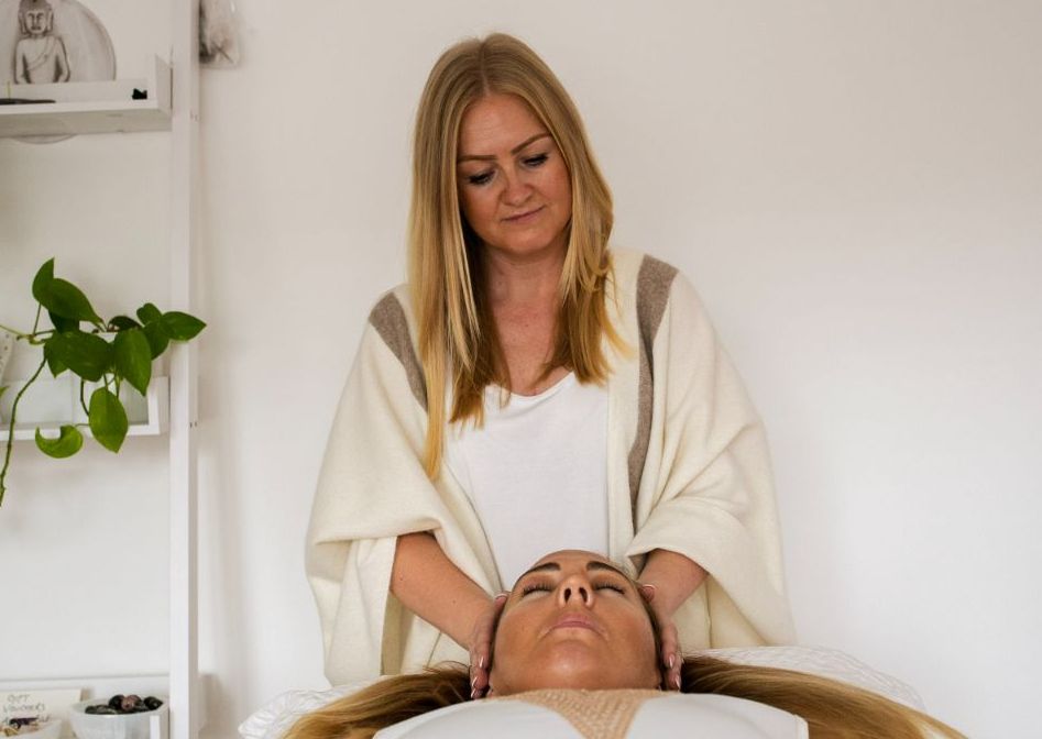 Pure Flow | Reiki Energy Healing - Gentle Hands On