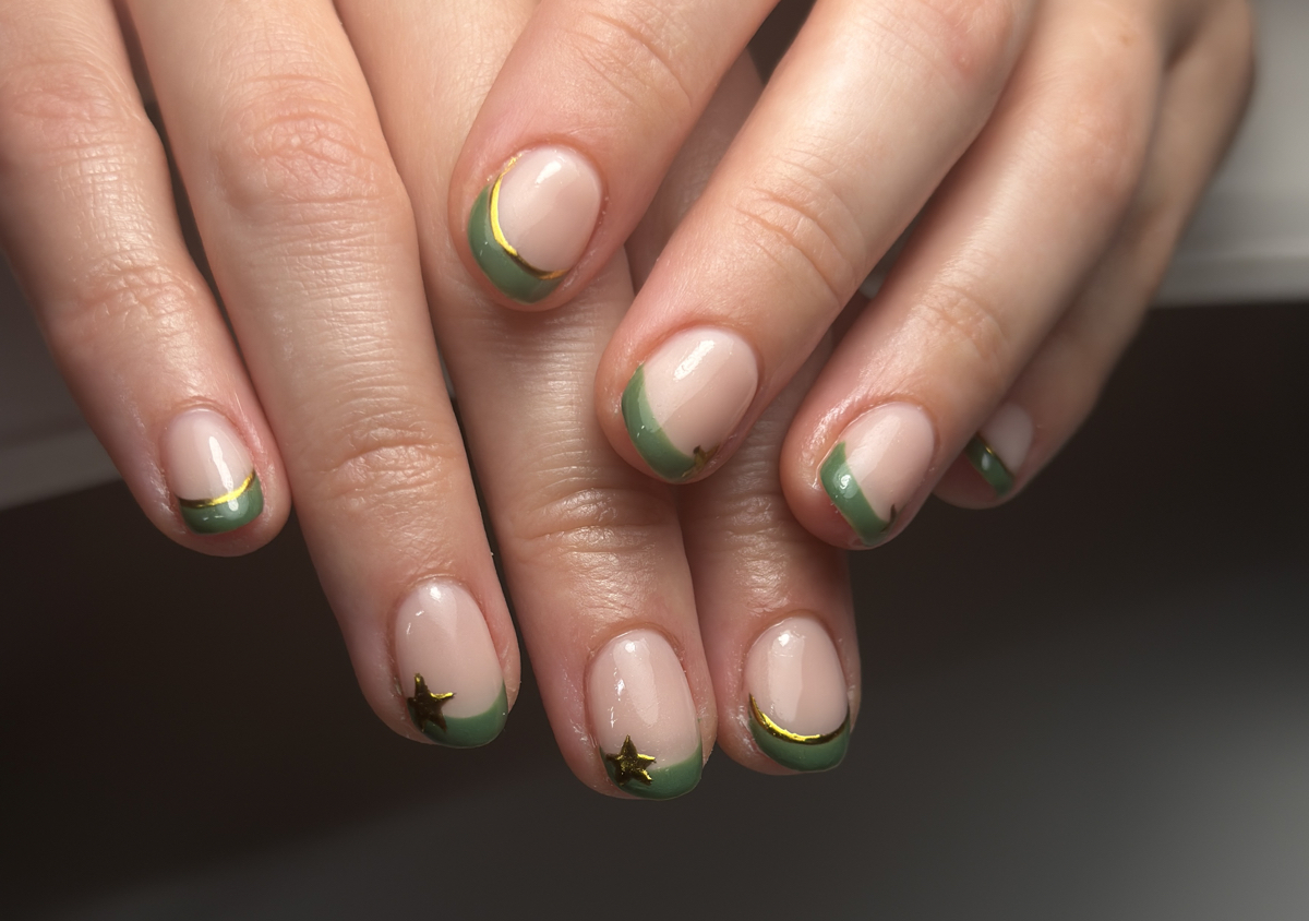 Gel manicure (1/2)