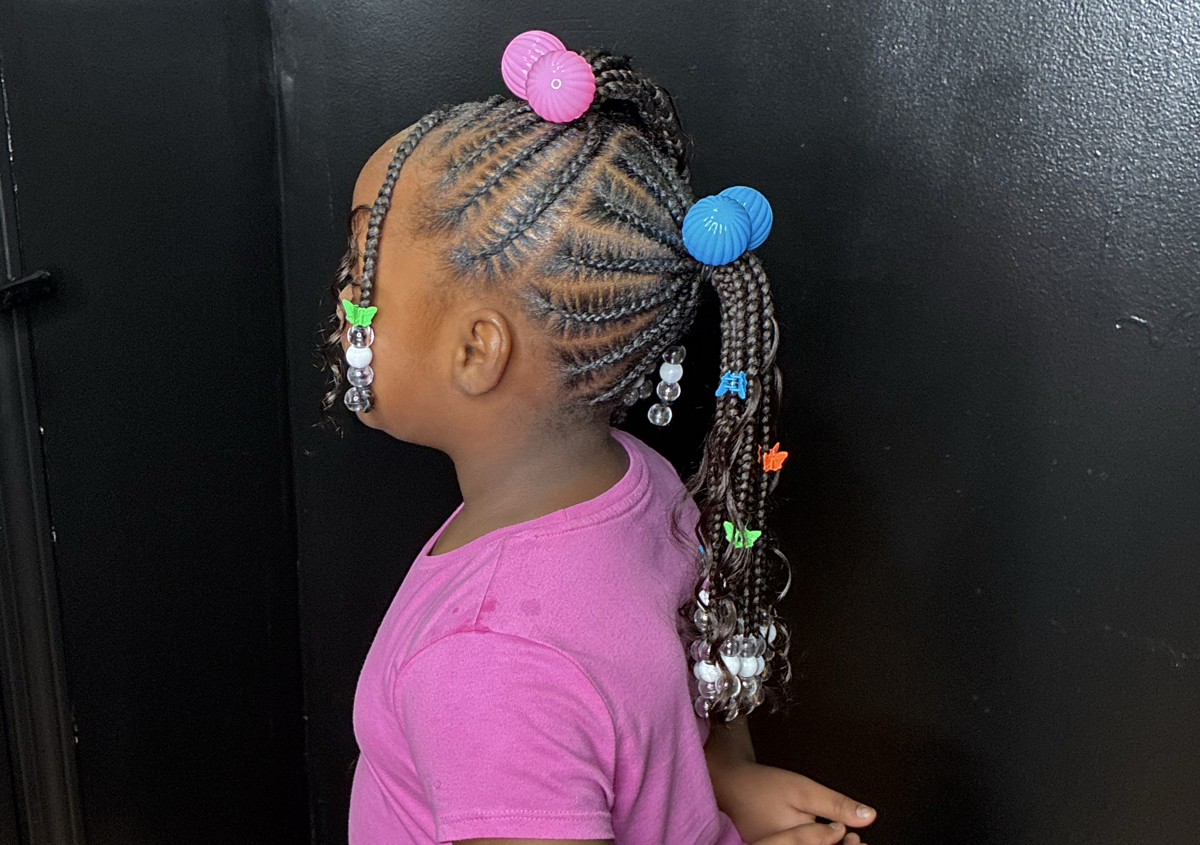2 Ponytails