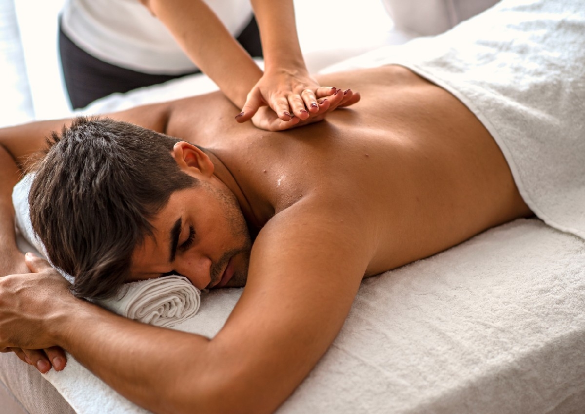 Masaje de espalda y cuello