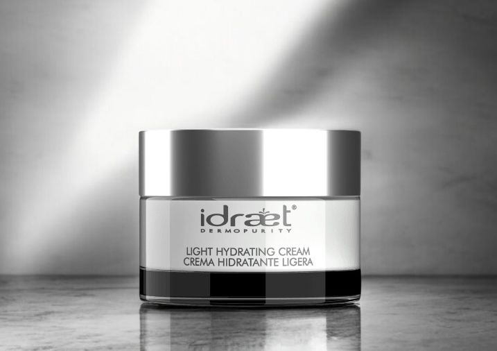 Light Hydrating Cream
