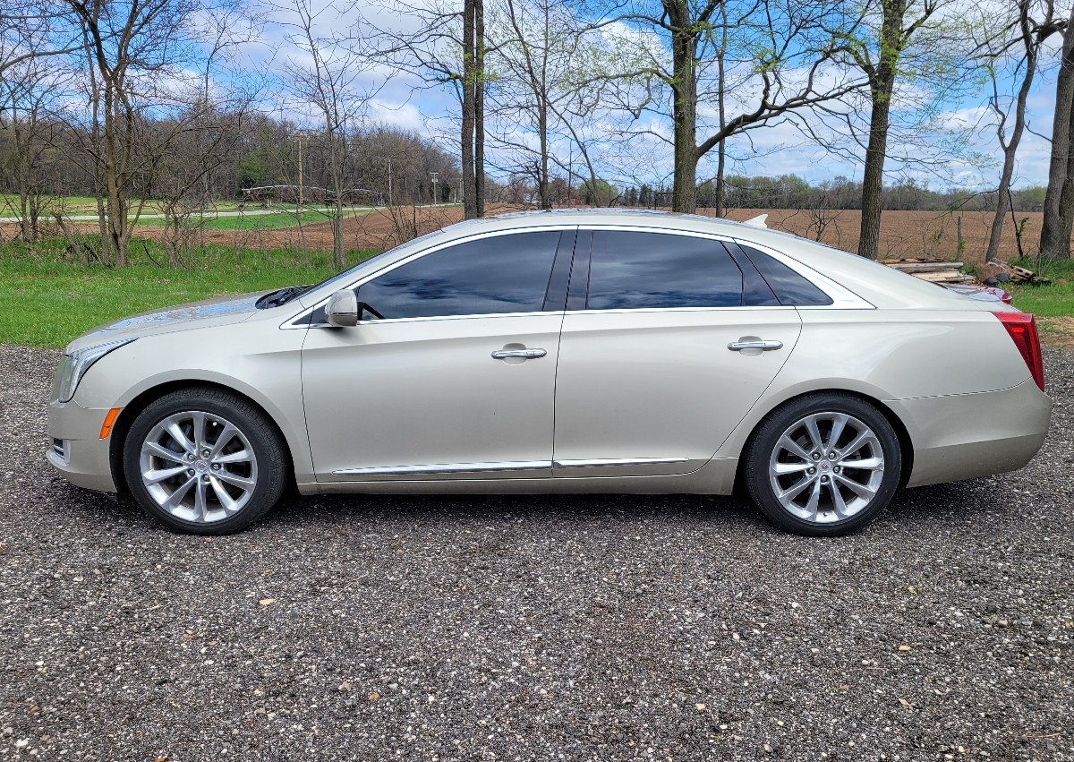 Sedan*