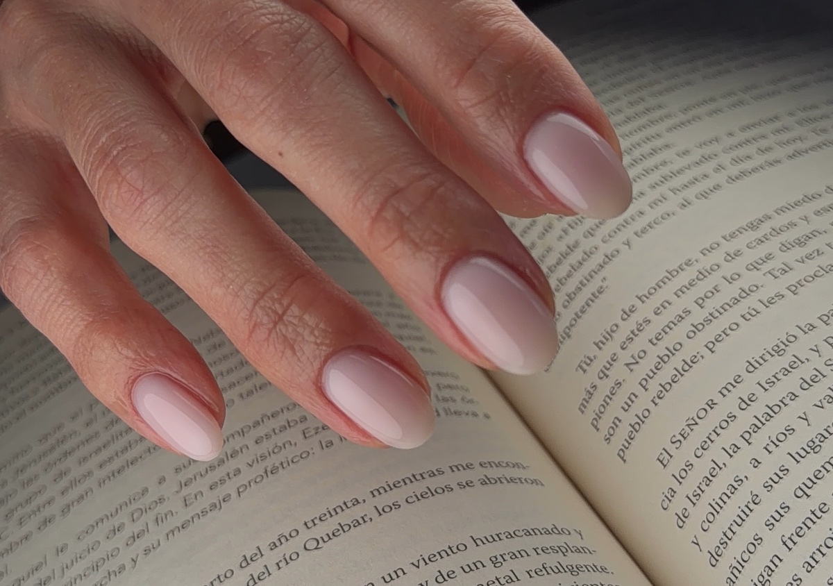 The Bridal Manicure 👰🏻‍♀️ (5/5)