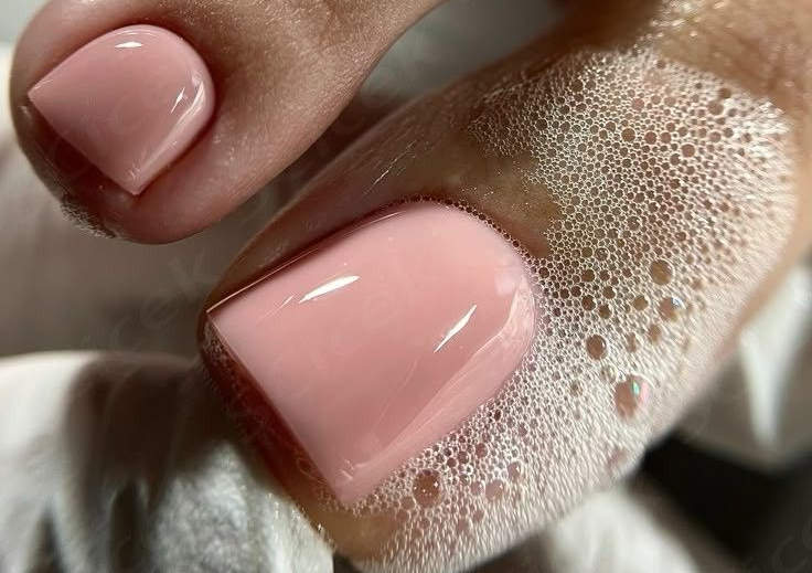 The Gelnix Deluxe Spa Pedicure