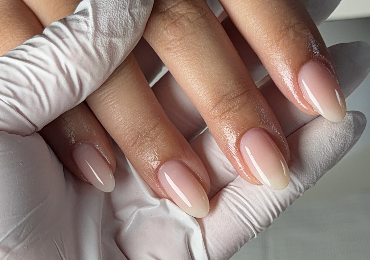 The Bridal Manicure 👰🏻‍♀️ (4/5)