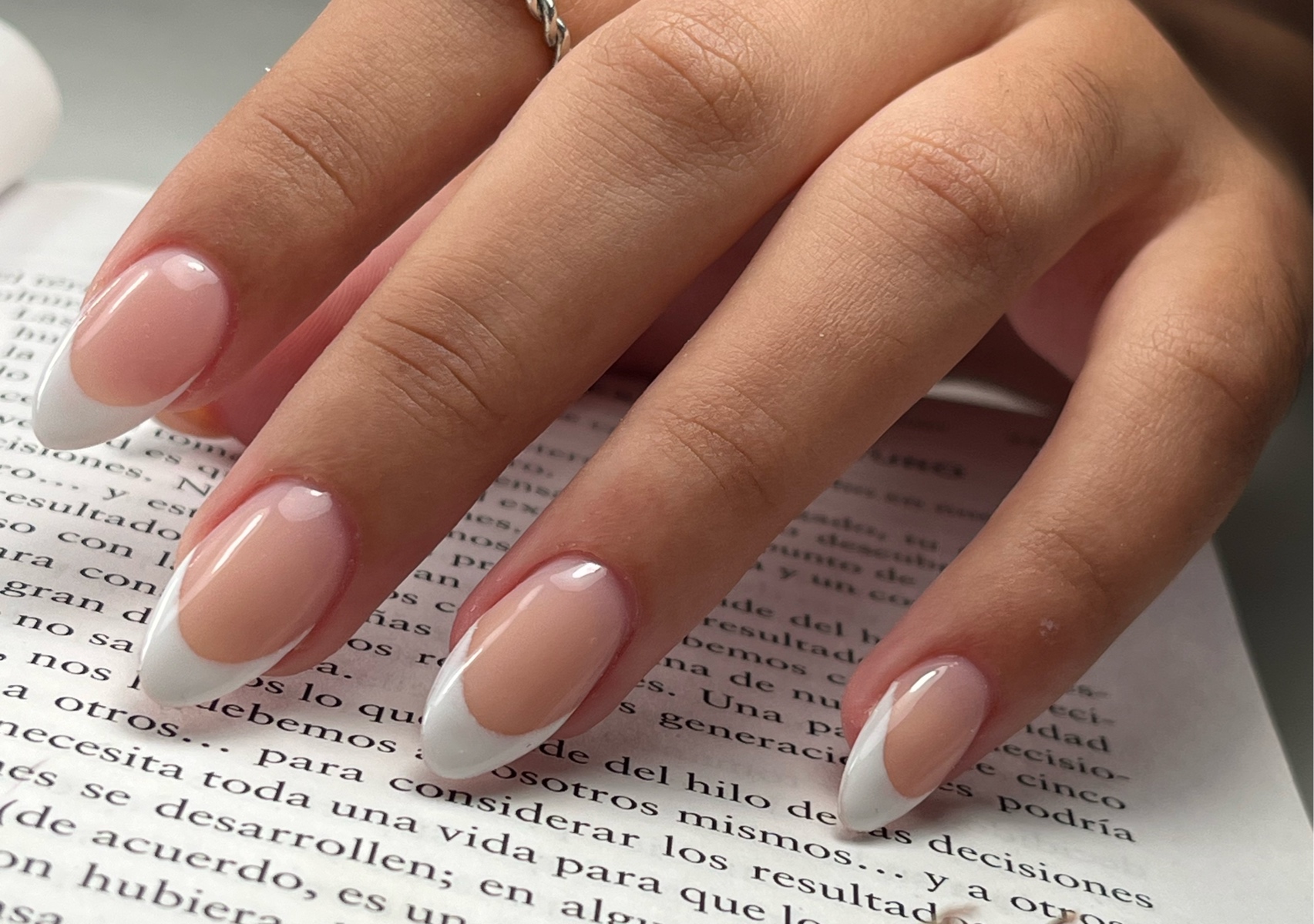 Uñas acrilicas medianas/largas 