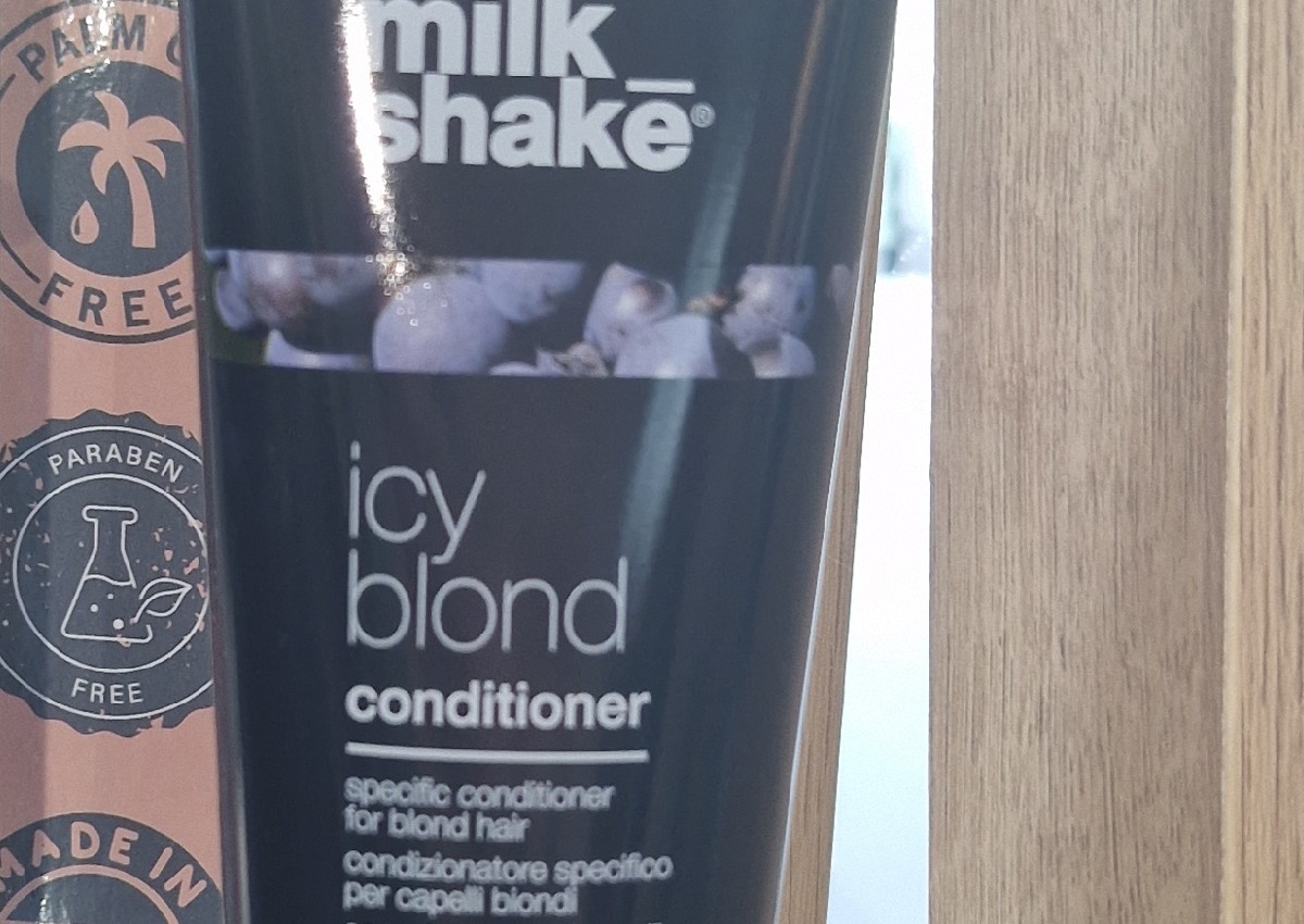 Icy blond conditioner