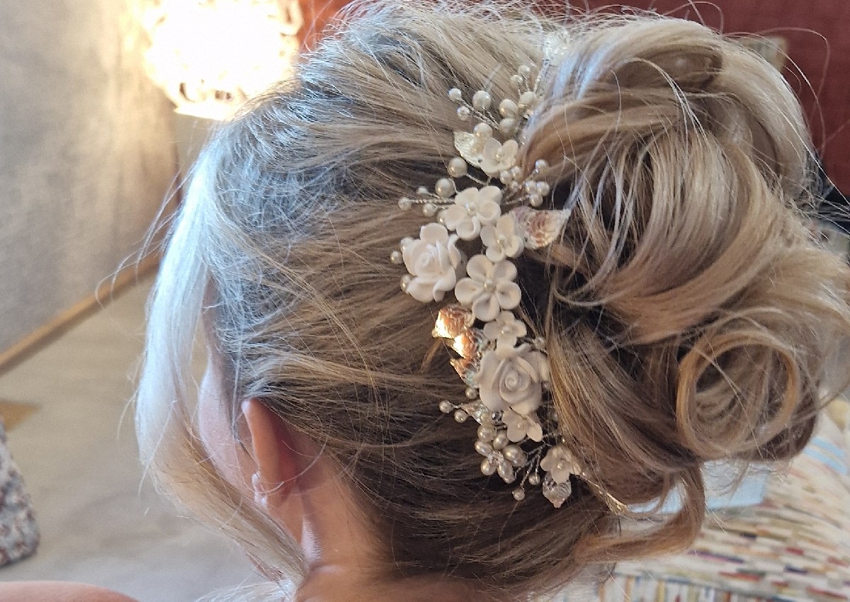 Bridal hair on the day 