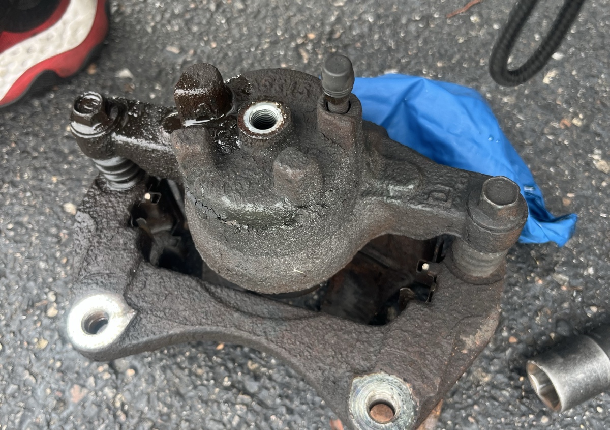 Caliper replacement  (2/2)