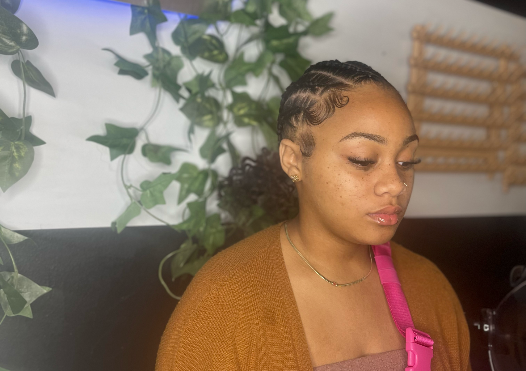 6-8 feed in braids