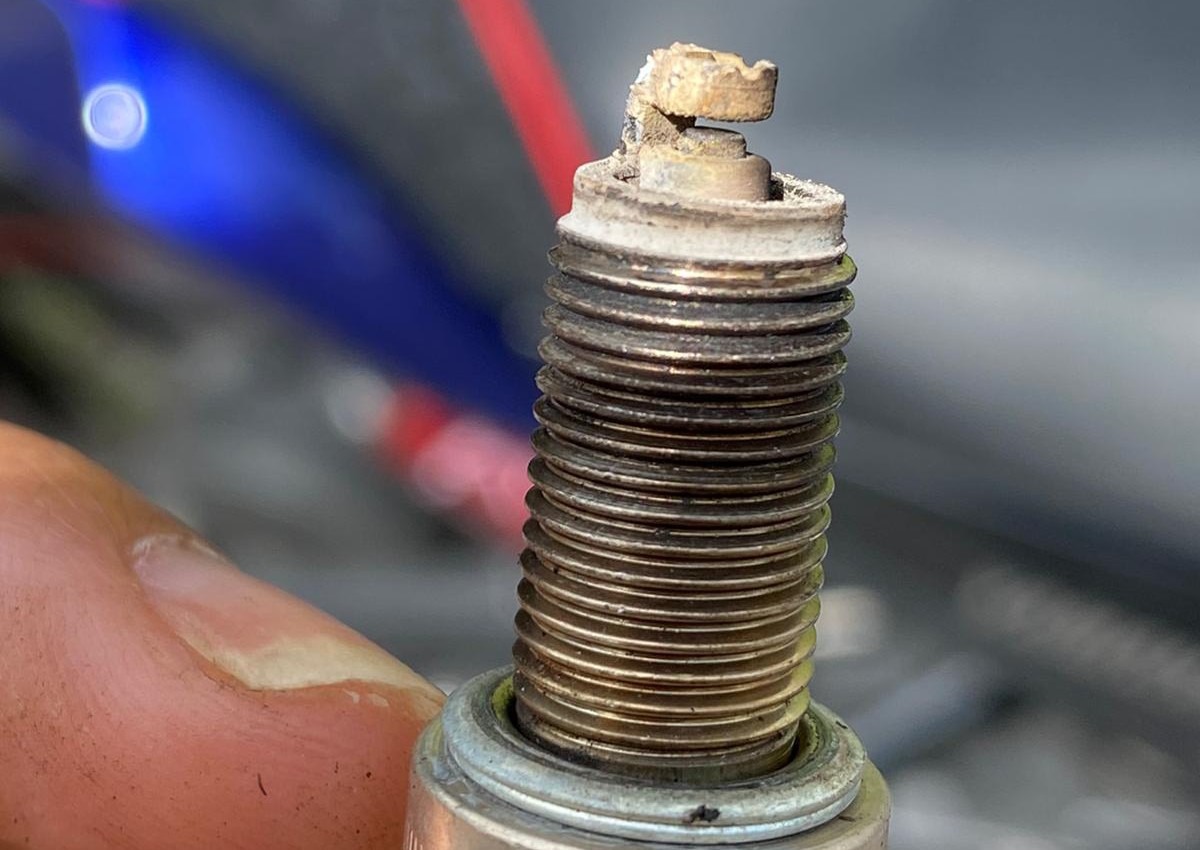 Sparkplug replacement 