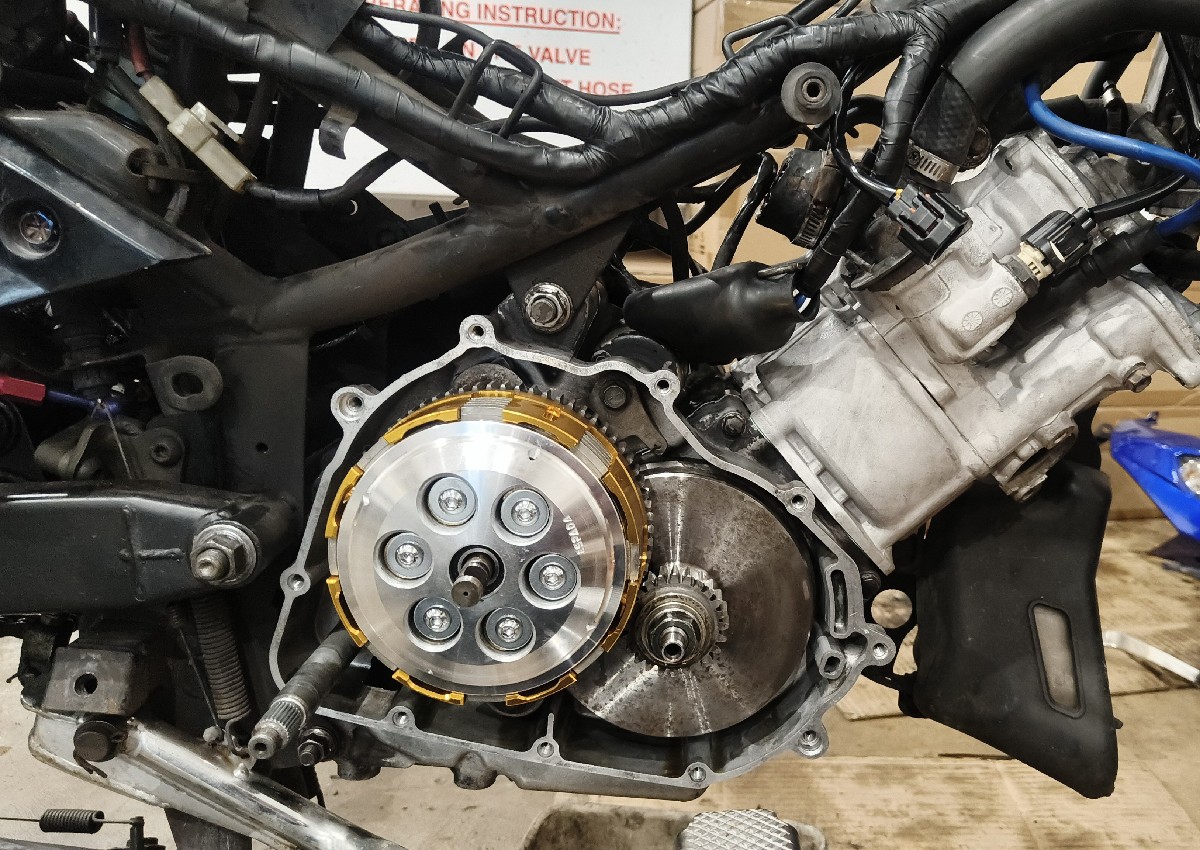 Clutch repair services