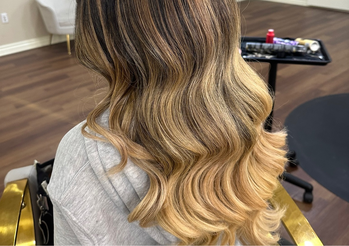 Hollywood waves 