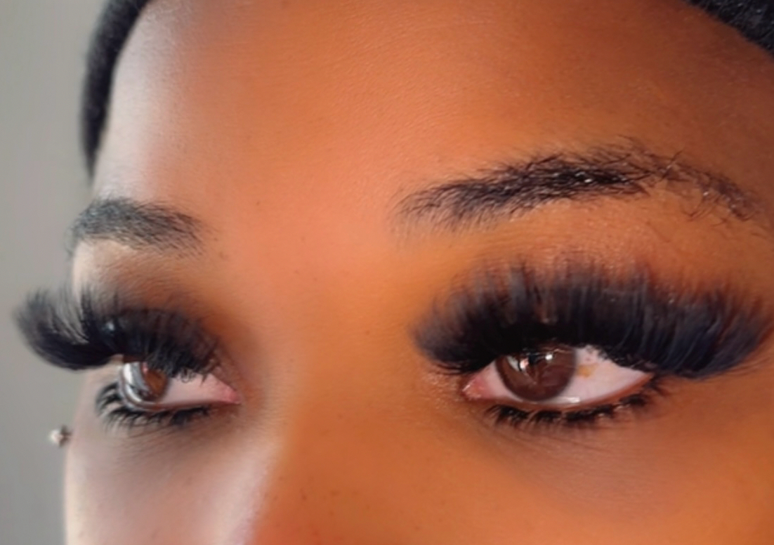 Bottom lashes