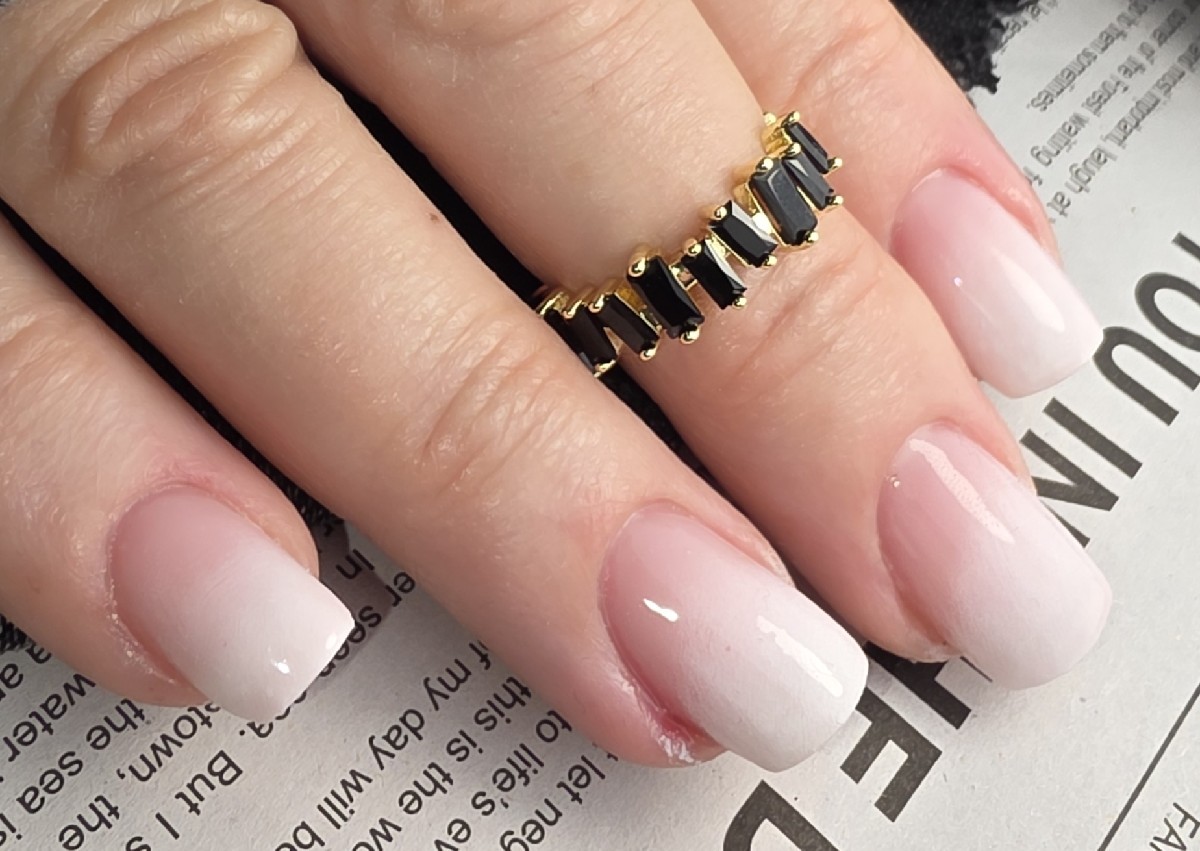 BIAB refill  (Ombre/French) & Manicure (4/5)