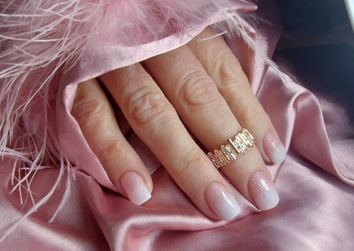 BIAB refill  (Ombre/French) & Manicure (5/5)