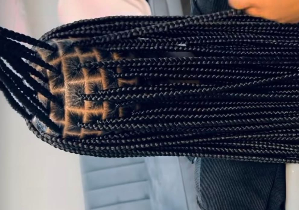 Knotless Braids (normal length)