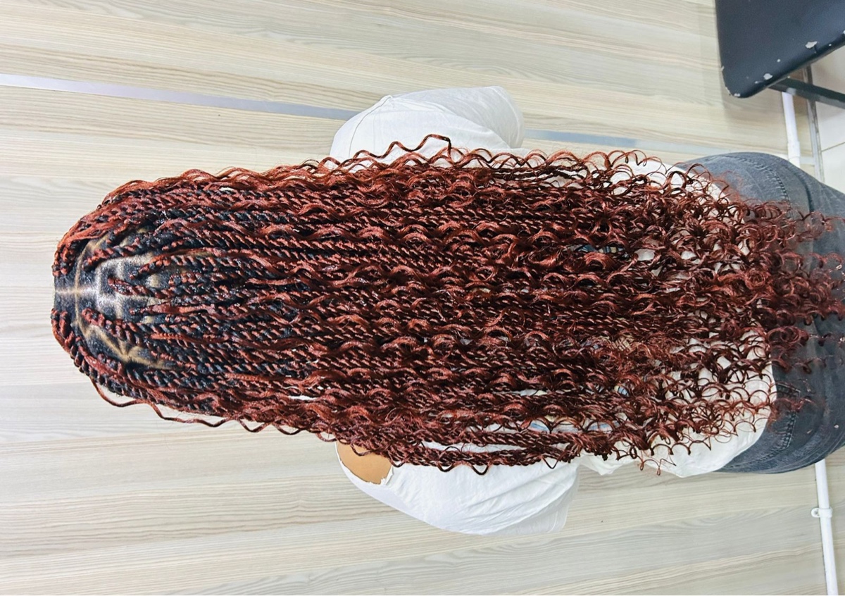 Knotless Twist with Curls 