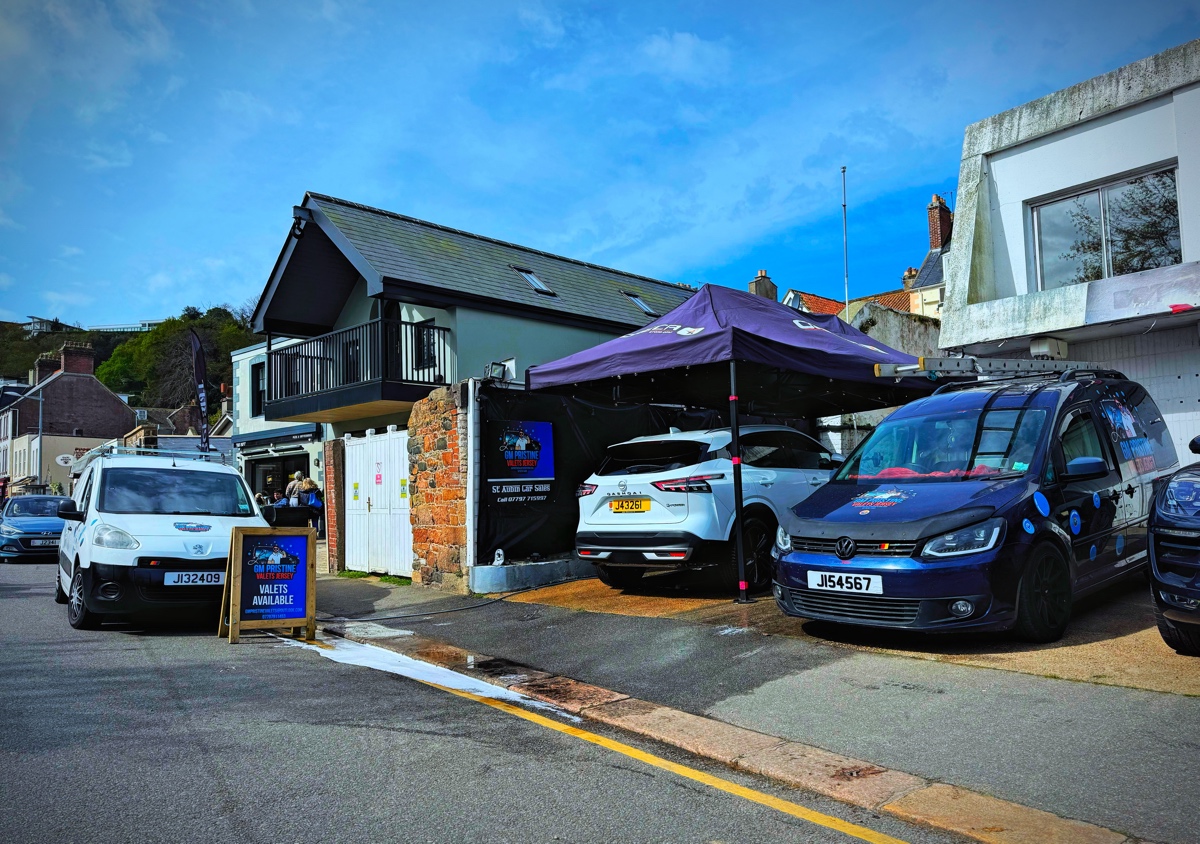 St Aubin drop off Super deluxe Valet £267.50
