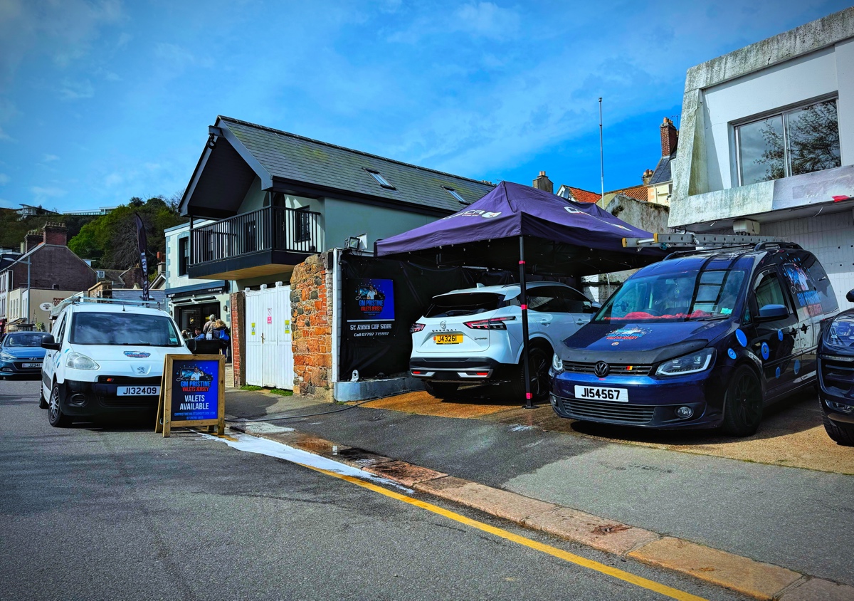 St Aubin drop off Deluxe Valet  £152.50