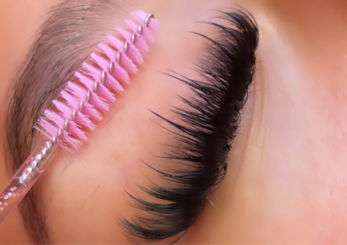 Add wispy effect. Fill/ full set