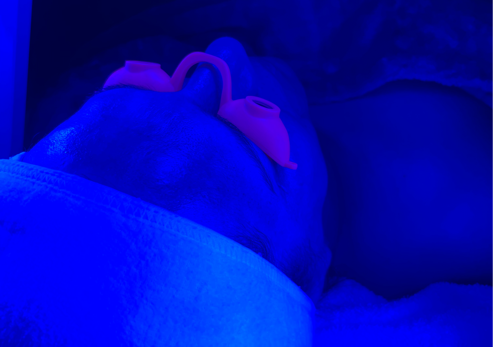 Facial (Add On ) LED Light Therapy. Smooth Fine Lines & Wrinkles. Improves Acne Scars. Promotes Circulation, Stimulates Collagen