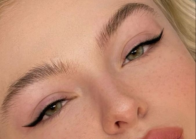 APLICARE Eyeliner Effect 