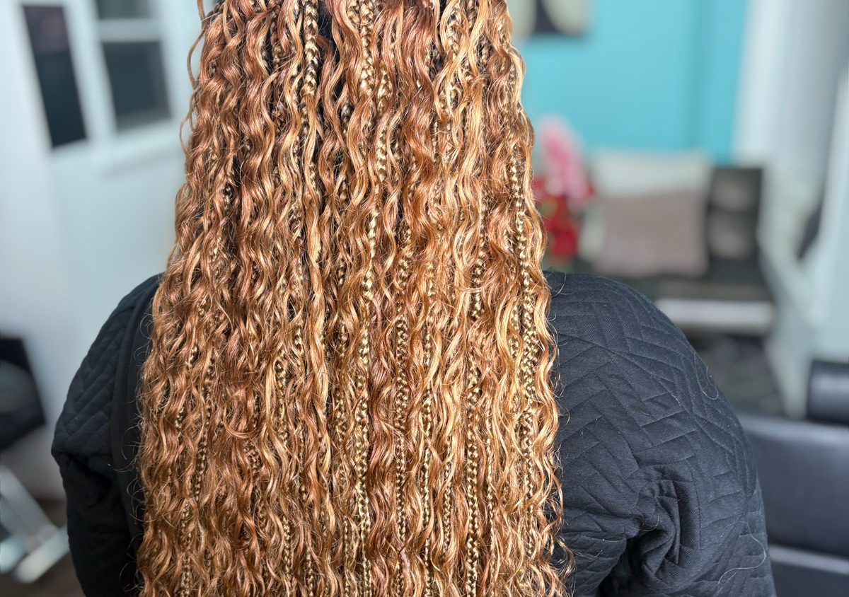 BOHO MEDIUM KNOTLESS  (Human hair curls)