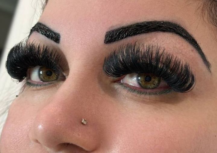 Mega Volumen (Nesty Lashes)
