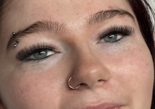 Feather lashes 