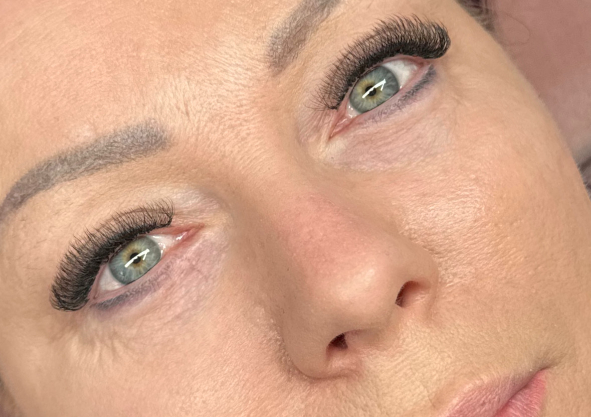 YY lashes