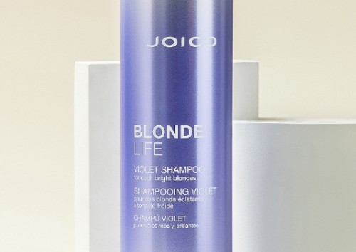Shampoo violet