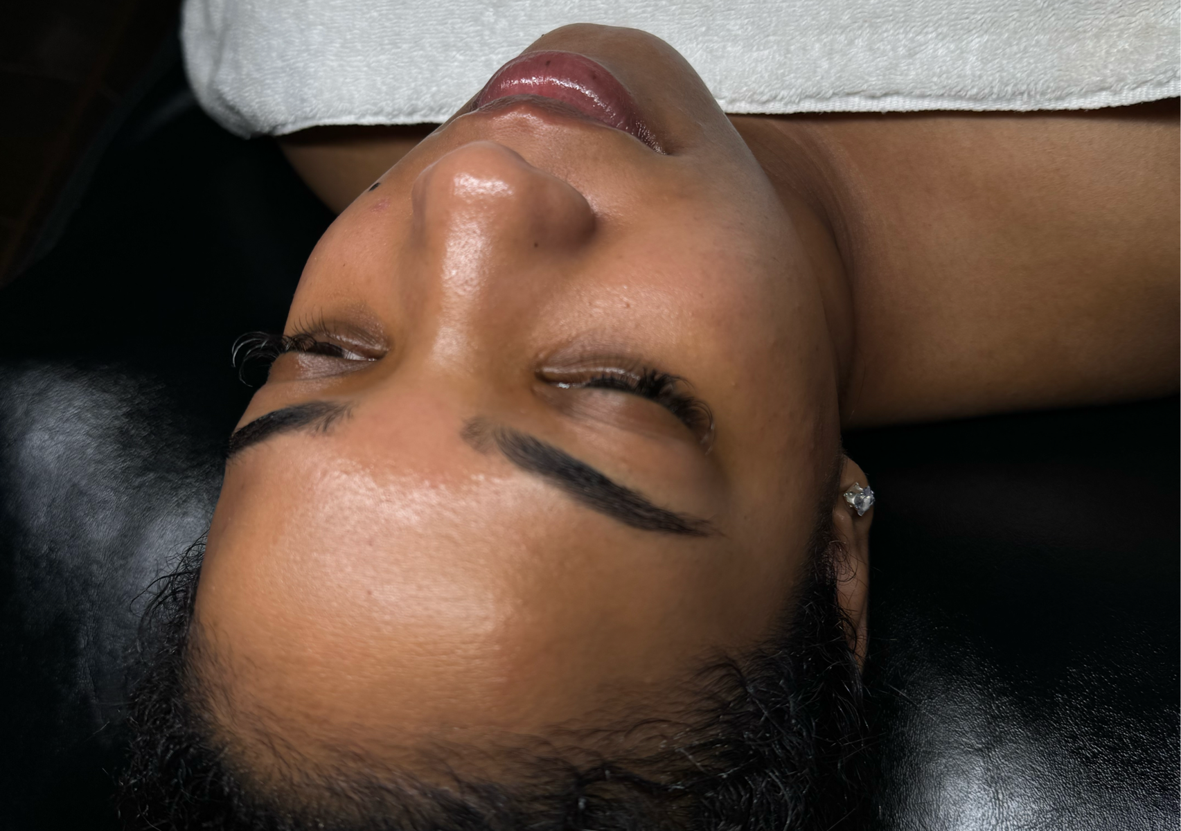 Be Bright Dermaplane Facial 