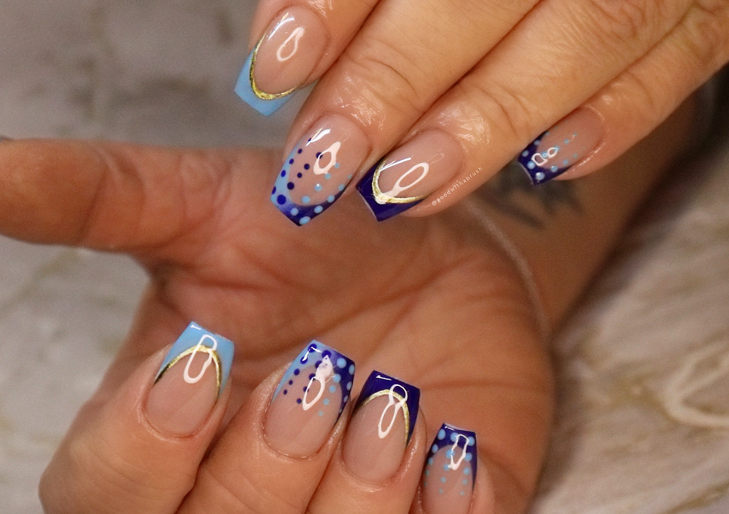 Gel polish on natural nails with nail art (standard) 