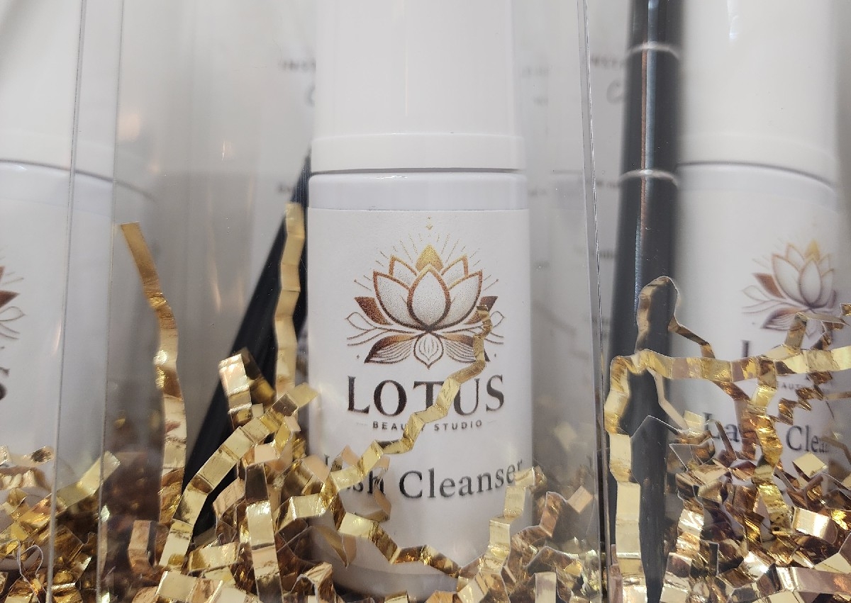 Lash cleanser kit